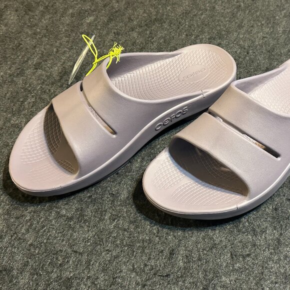Oofos OOAHH UNISEX MAUVE Recovery Slide/Sandals Size M12 / W14  **NWT**  (E/P) - Picture 3 of 7